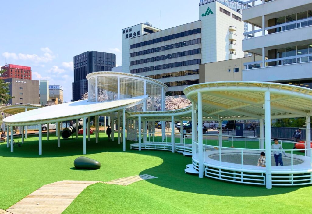 福井中央公園